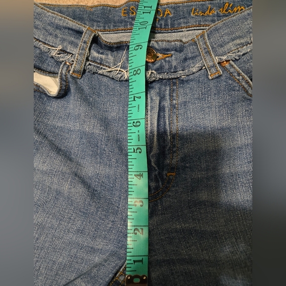 ESCADA SPORT Linda Slim Cropped Light Wash Jeans. Size 38 EURO/ 8 CAN - Picture 12 of 15